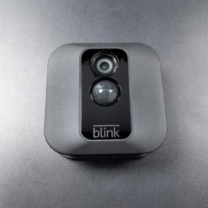 Blink XT Wire-free Add-on Security Camera System 1080p Indoor/Outdoor Cam - Picture 1 of 6