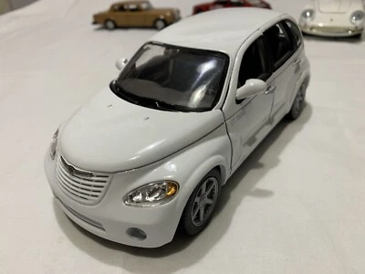 Chrysler GT Cruiser 2001 Rif 73107 Motor Max 1:18 No Maisto Burago Solido  - Immagine 1 di 4