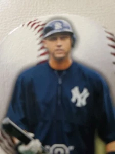 UPPER DECK STANDING O DEREK JETER COLLECTORS CARD - Picture 1 of 3