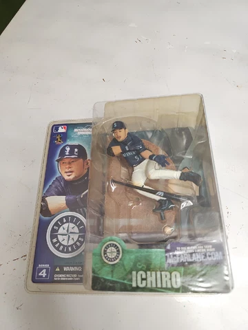 2003 McFarlane Ichiro Suzuki Seattle Mariners series 4 figure NIP Cover