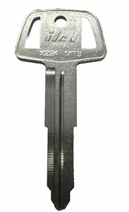 Ilco X224 Key Blank Fits Mitsubishi MIT3, Dodge Colt, Colt Vista, Summit - Picture 1 of 7