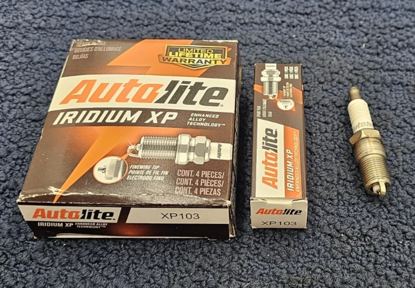 (CANTIDAD 4) Bujía Autolite XP103 Iridium XP compatible con Audi A8 Quattro 1997-1999 Foto 1 de 4