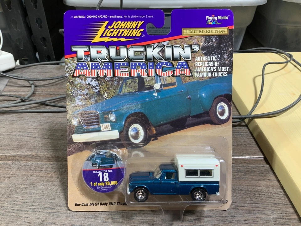 Johnny Lightning TRUCKIN' AMERICA '60S STUDEBAKER BLUE 18 - Image 1 of 1