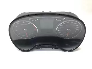 2016 ---- Audi A3 ---- Cuadro de instrumentos velocímetro --- 8V0920971Q - Imagen 1 de 4