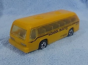 Autobús escolar Hot Wheels #3256 Rapid Transit de colección 3 ventanas transparentes MFR: 1983 3-1/4" - Imagen 1 de 10