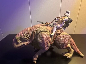 Star Wars: Power of The Force - Dewback & Sandtrooper Action Figures - Picture 1 of 4