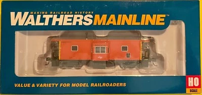 Walthers Mainline HO RTR 910-8667 MILWAUKEE ROAD BAY WINDOW CABOOSE MILW 992216 - Image 1 of 4