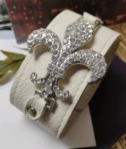 ROCK REVIVAL Cream Leather Cuff w/Rhinestone Fluer di Lis Shape Bracelet! - Picture 1 of 8