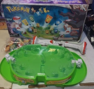 Pokemon Quickshot Game Pokemon Shooter Pressman 2008 Original Complete VG Shape - Picture 1 of 7