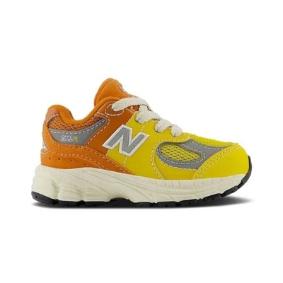 Zapatilla deportiva New Balance 2002R niño jengibre limón talla 6 Foto 1 de 4