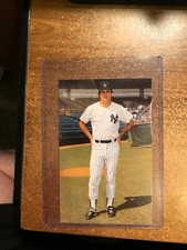 1985 TCMA New York Yankees Postcards # 5 Coach Lou Piniella