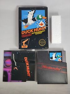 DUCK HUNT Nintendo NES CIB! Excellent condition! Black Box! Adult Owned!
