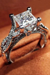 5Ct Princess Simulated Diamond Split Band Stylish Cocktail Ring Gold Plated - Picture 1 of 3
