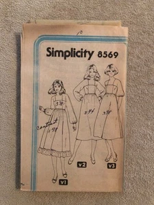 Simplicity High Waist Prairie Kleid Miss Gr. 10 #8569 Vintage ungeschnitten - Bild 1 von 3