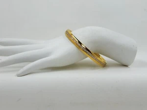 Inori Channel Set Cubic Zironia Scharnier vergoldet Edelstahl Armreif - Bild 1 von 4