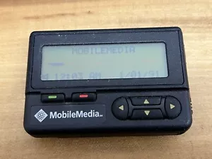 Motorola Mobile Media Bravo Black Digital Display Clip Pager/Beeper - Zdjęcie 1 z 5