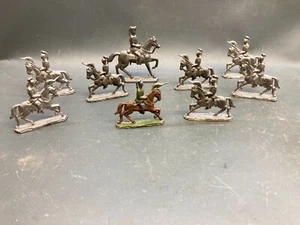 Colección de juguetes antiguos figuras de estaño soldados jinete grande + pequeño [3744-45] - Imagen 1 de 5
