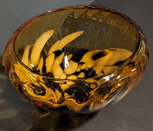 Tazón ámbar de vidrio artístico soplado a mano Pier 1 vintage concha de tortuga marrón  - Imagen 1 de 17