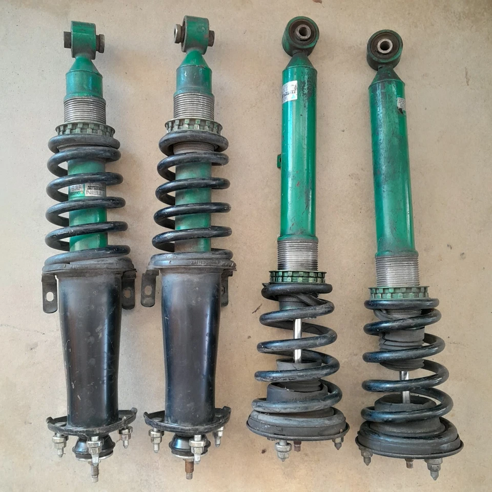 Juego completo de 4 amortiguadores Tein Flex Coilovers Lexus GS300/GS430 2006-2007 Foto 1 de 4