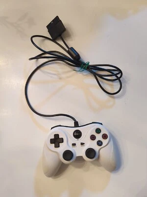 TTX Tech Analog Wired White Controller For PS1 & PS2 Consoles - Image 1 of 4