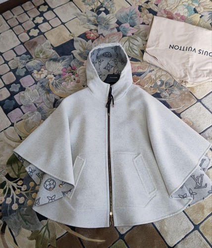 LOUIS VUITTON（LV） Poncho con cappuccio reversibile Lv Louis Vuitton Mahina vendita metà prezzo