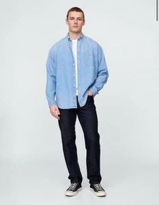 Gap Men’s Straight Jeans, 28/28, Resin Rinse, NWT - Picture 1 of 4