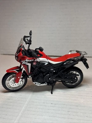 Maisto 1:18 Honda Africa Twin Rojo/Blanco Diecast Motocicleta Juguete con Soporte Foto 1 de 4
