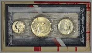 1976 UNC Silver U.S. Bicentennial 3 Coin Set with Rare Christmas Envelope - Picture 1 of 4
