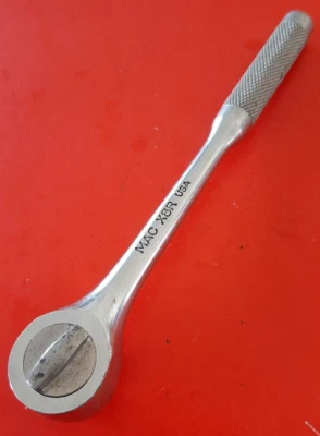 Vintage MAC TOOLS USA X8R Reversible Ratchet Wrench 3/8" Drive Knurled Grip - Image 1 of 4