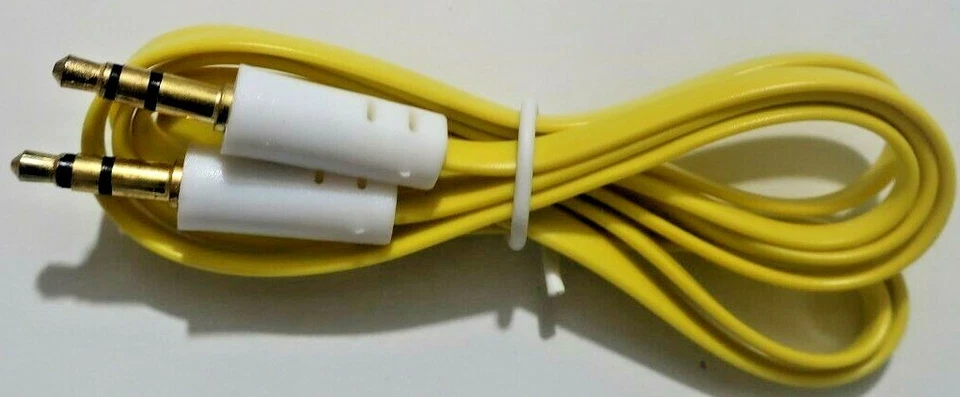 Cabo de áudio auxiliar macho para macho 3 pés. - Imagem 1 de 1