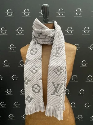 Louis Vuitton schal wolle chale wool Scarf  Logomania Grigio Foto 1 de 4