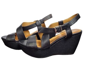 Clarks Nadene Ziva Black Leather Wedge Strappy Sandal Size 9.5M - Picture 1 of 6