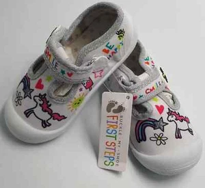 First Steps White Rainbows Unicorns Sandals Size 4- 6 Canvas Trainers Baby Shoes - Picture 1 of 8