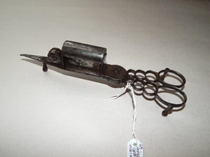 Antique Primitive Candle Snuffer With Wick Cutter 7" Victorian Period 19th - Picture 1 of 4