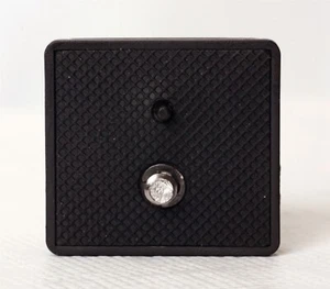 Quick Release Plate for Sunpak 7500 tripod Ultra 7500TM tripod & 7500 PRO tripod - Picture 1 of 4