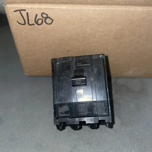 INTERRUTTORE BULLONE QUADRATO D QOB320 3 POLI 20 AMP. - Foto 1 di 6