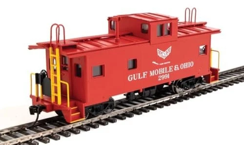 Walthers Mainline 910-8769 HO Scale International Wide-Vision Caboose - Image 1 of 1