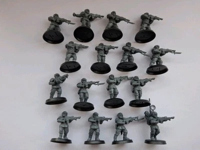 Warhammer 40k, 16 x Cadian Shock Troopers, Imperial Guard Miniatures Cadians - Image 1 of 4