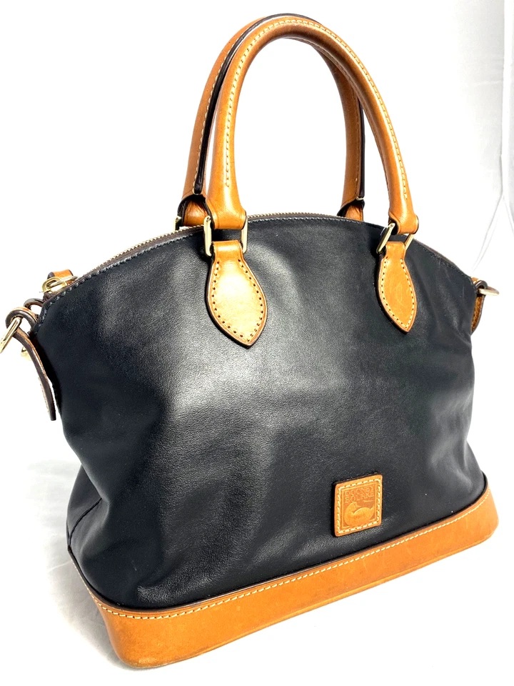 Bolso de Hombro Dooney & Bourke Cuero Negro Tostado Convertible Darci Cremallera Superior Foto 1 de 4