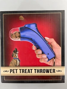 PET TREAT THROWER Dog Cat Snack Food Shooter Thrower Pets NEW - Picture 1 of 2