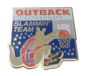 Outback Steakhouse Pin Slammin' Team Basketball Restaurant Employee Server Flair - Bild 1 von 2