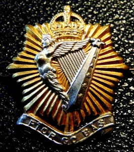 CANADA WW2 REGGIMENTO IRLANDESE distintivo berretto di BIRKS corona del re KC - Foto 1 di 4