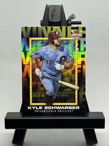 Vainqueur du défi Home Run 2023 Kyle Schwarber Topps /383 #HRCW-3 - Photo 1/2