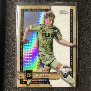 2024 Topps Chrome MLS Nathan Ordaz Rookie Pitch Prodigies Refractor LAFC #183 - Bild 1 von 2