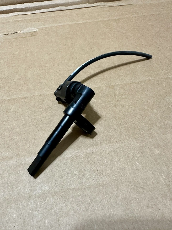 雷克萨斯 IS250,350 LS460,LS600H 右后 ABS 车轮速度传感器 89545-30070 Oem — 第 1/4 张图片