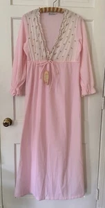 Vtg 60s Saramae Fleece Pajama Gown Nightgown Pink Floral babydoll Embroidery S M - Picture 1 of 9