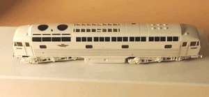 HELJAN 'OO' GAUGE 4005 WHITE LIVERY BRCW PROTOTYPE 'LION' D0260 DIESEL LOCO - Picture 1 of 10
