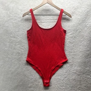 FOREVER 21 Body rot mit Druckknöpfen - Bild 1 von 4