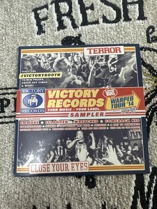 Victory Records Vans Warped Tour 2014 Sampler CD Punk Hardcore Metalcore Promo - Foto 1 di 4