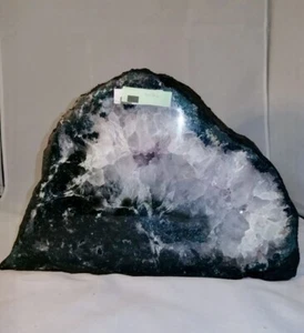 Amethyst QuartzCave Green moss Geode Cathedral Church POLISHED FINISH 8.60KG - Picture 1 of 3